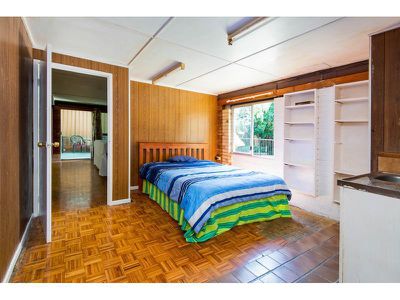42 Chauvin Street, Robertson