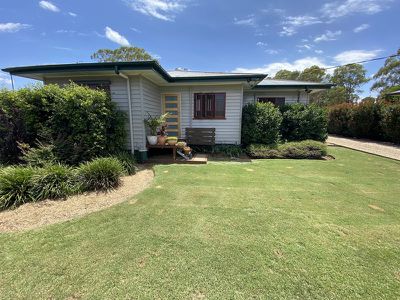 18 Henry Street, Kingaroy