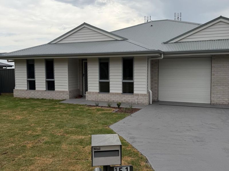 1 / 51 Crossing Street, Bellbird