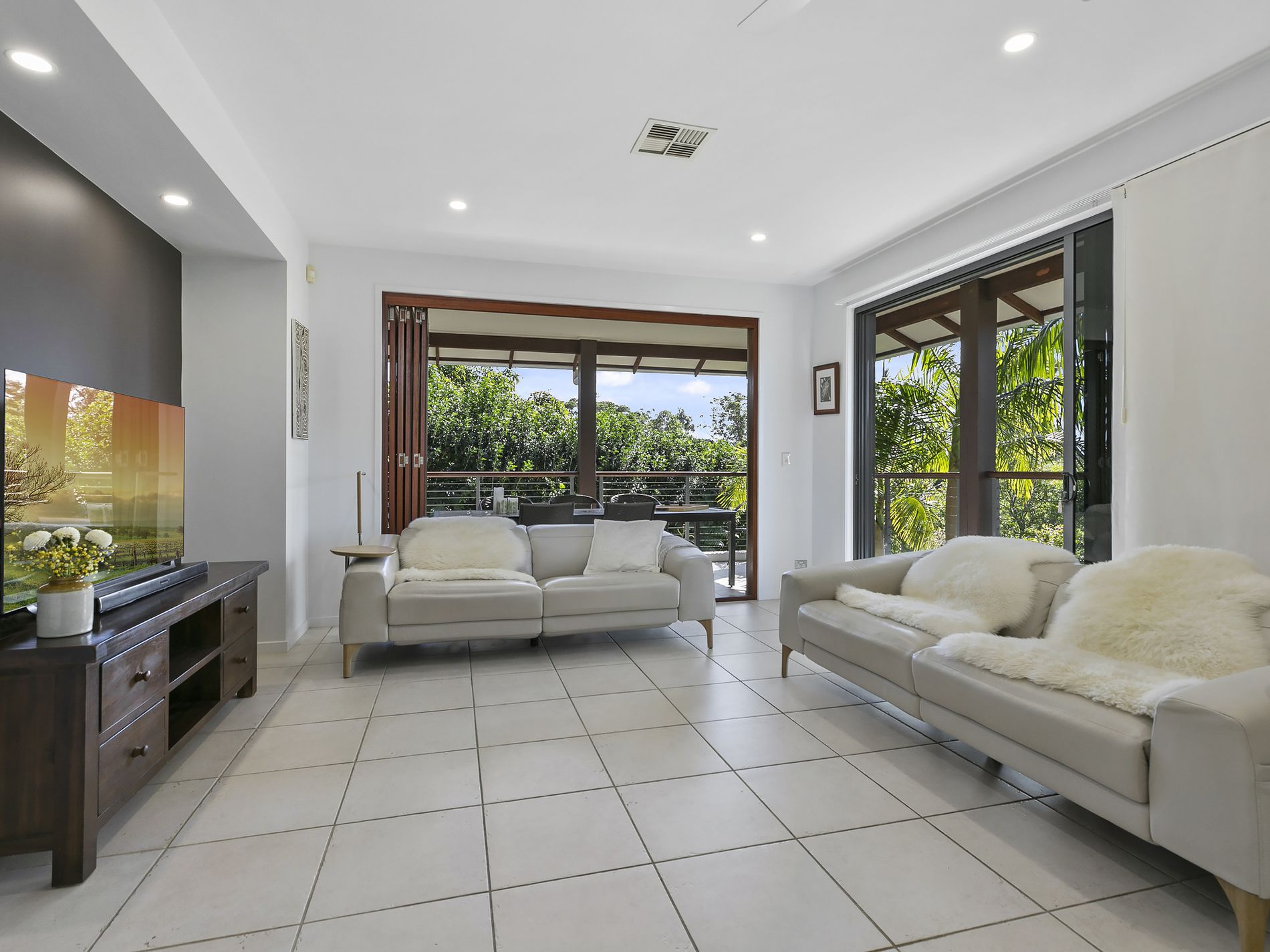 45 / 115 Peregian Springs Drive, Peregian Springs