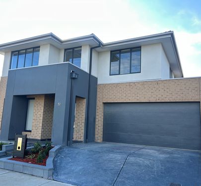 52 Lecky Road, Officer