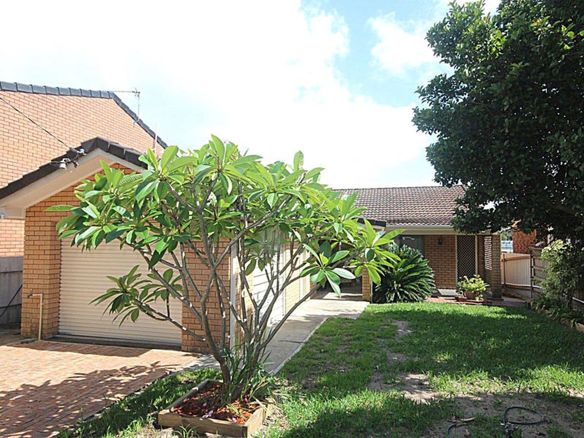 16 King Albert Avenue, Tanilba Bay, Tanilba Bay - Thumbnail 2