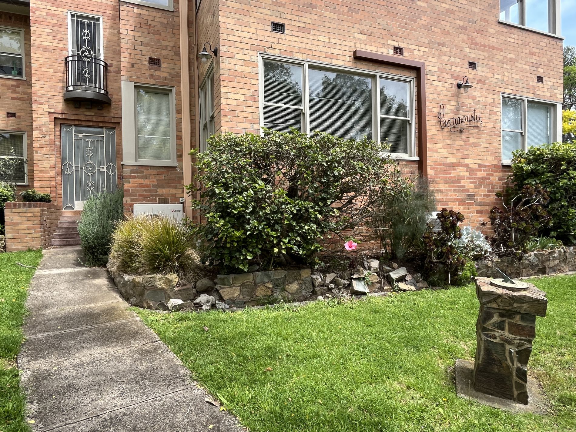 1 / 70-72 Eastern Beach, Geelong