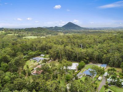 8 Jaggers Court, Tinbeerwah