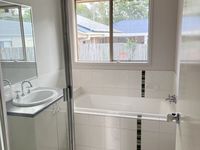 11 Shamrock Street, Crestmead