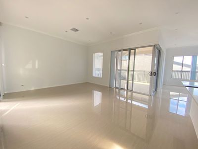 7 Crown Street, Austral