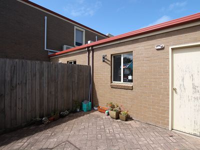 4 Lochard Place, Warrnambool