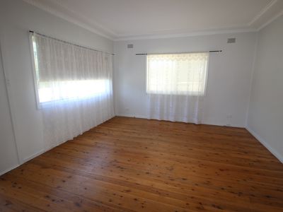 92 Fisher Street, Oak Flats