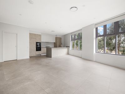 208 / 25 Regent Honeyeater Grove, North Kellyville