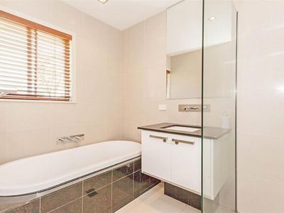 31 Algona Street, Rochedale South