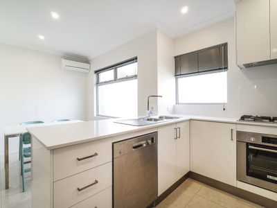 9 / 104 Roberts Road, Rivervale