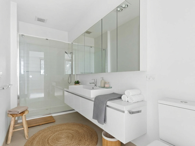 1 Oak Tce, Wheelers Hill