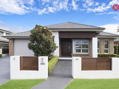 5 Corduroy Road, Elizabeth Hills