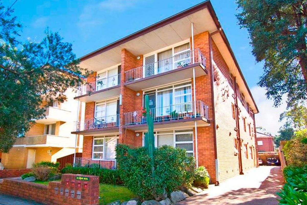 2 / 17 Lyons Street, Strathfield
