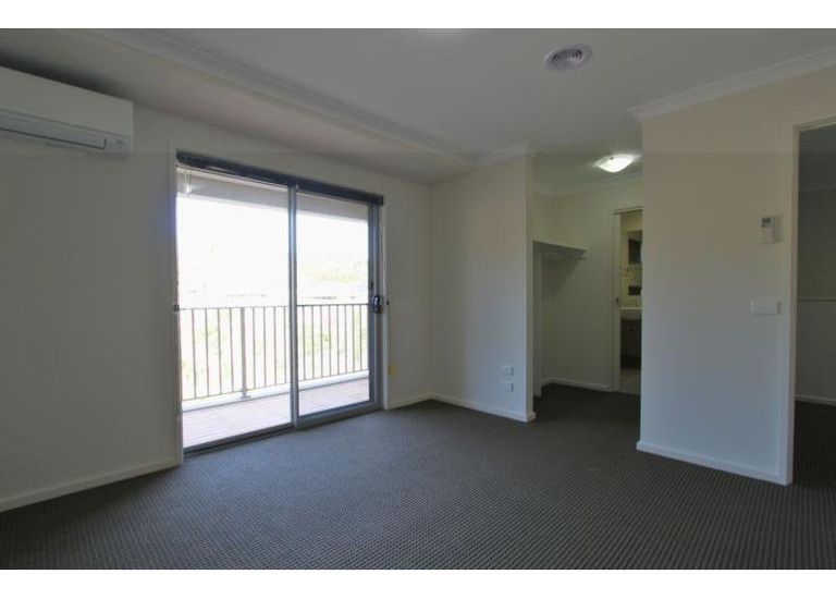 35 Palisades Boulevard, South Morang