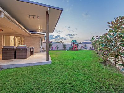 8 Venn Court, Wynnum West
