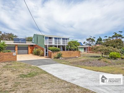 107 Old Bass Highway, Wynyard