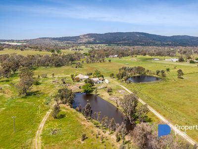 3932 Harmony Way, Harcourt North
