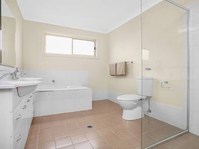 1 / 86 Pur Pur Avenue, Lake Illawarra