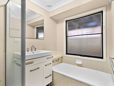 9 Warati Place, Oak Flats