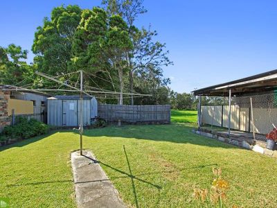 16 Joan Avenue, Warilla