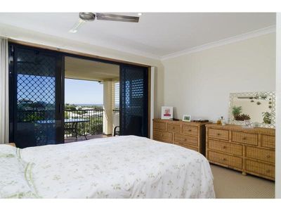 12 Voyagers Place, Sunrise Beach