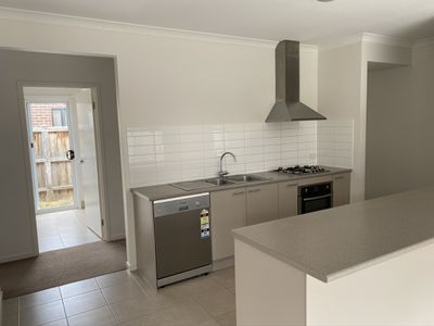 6 Bovard Avenue, Point Cook