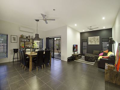 11 Cockatoo Crescent, Forest Glen
