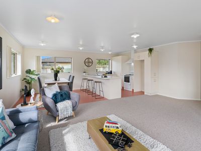 256 Royal Road, Massey