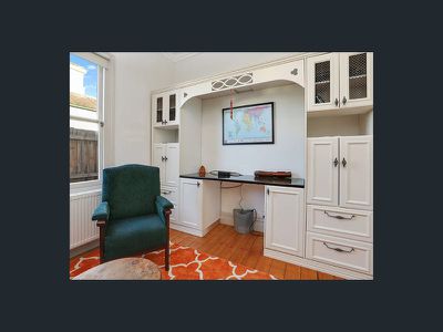 39 Lawton Avenue, Geelong West