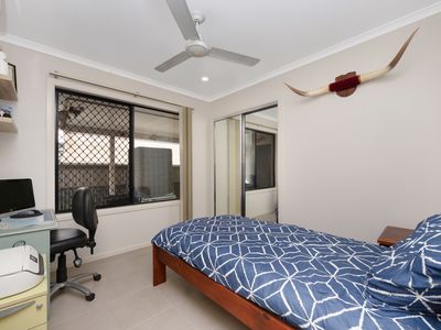 15 Catho Avenue, Mount Low