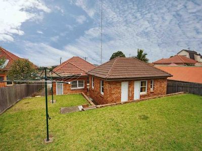 1 / 90 Cowper Street, Warrawong