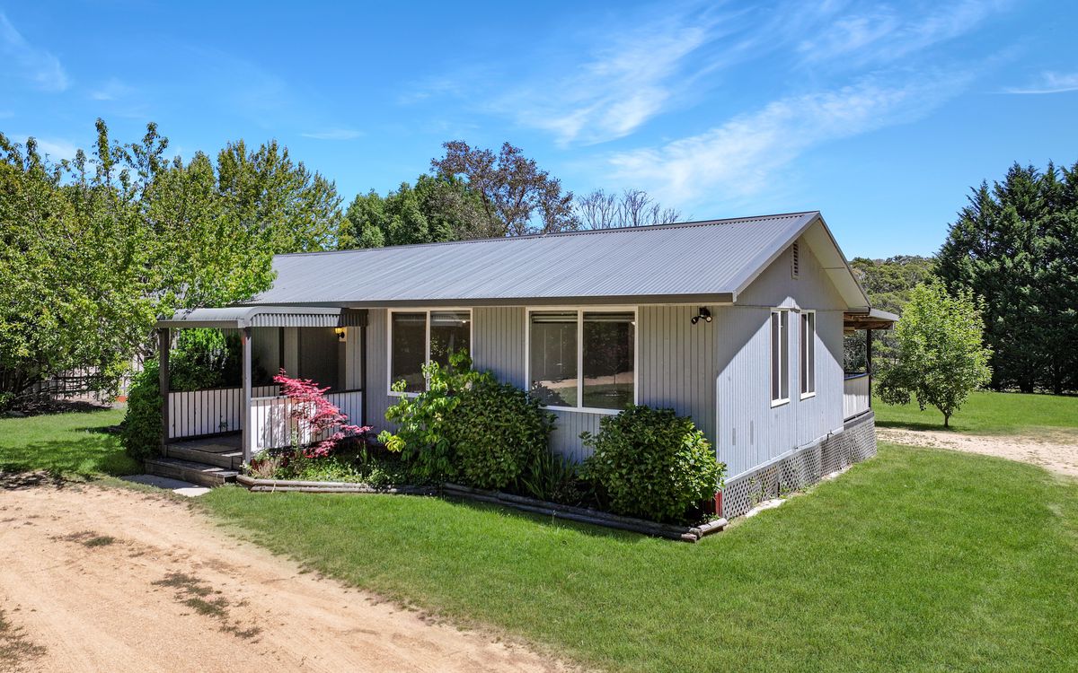 8 Seymour Street, Majors Creek