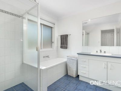 19 Leonie Pl, Doolandella