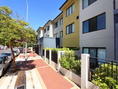 105 / 215 Stirling Street, Perth