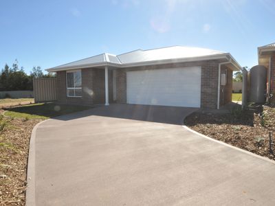 6 Terrazzo Court, Dubbo