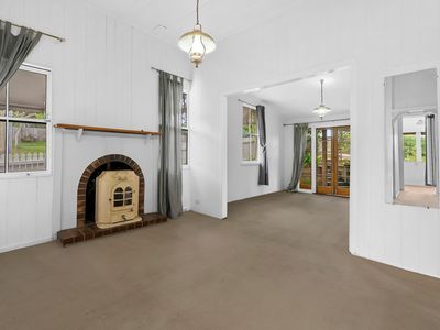 111 Waverley Road, Taringa