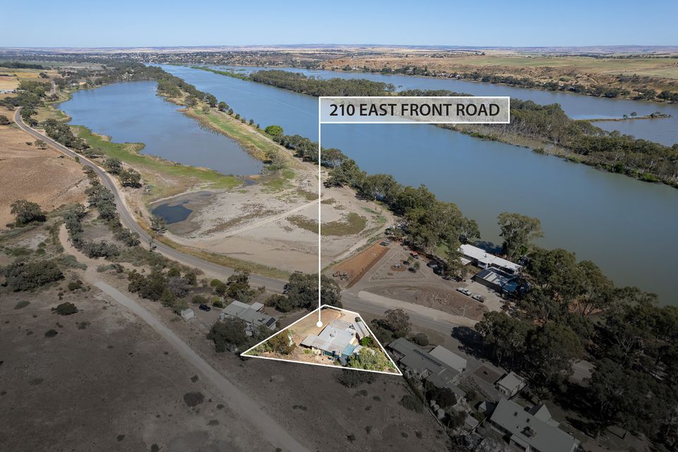 210 East Front Road, Cowirra