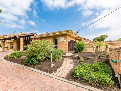 1/17 Alga Street, Scarborough