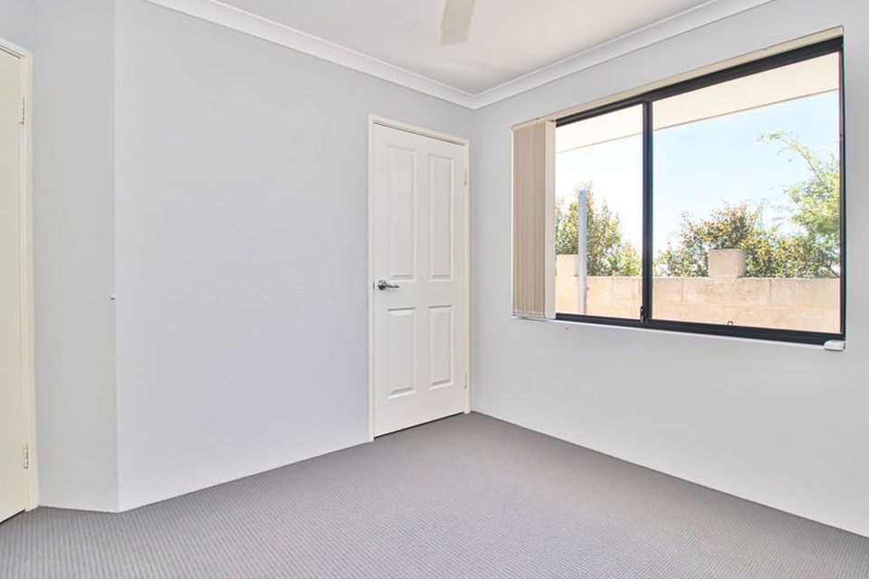 17 Forward Street , Baldivis