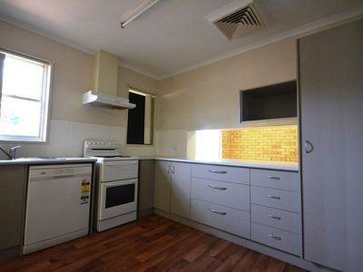 87A-87B Bottlebrush Crescent, South Hedland