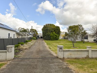 23 MAIN STREET, Millicent