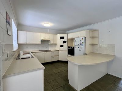 3 Carrothool Place, Mooloolaba