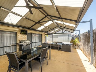 1 Kookynie Loop , Baldivis