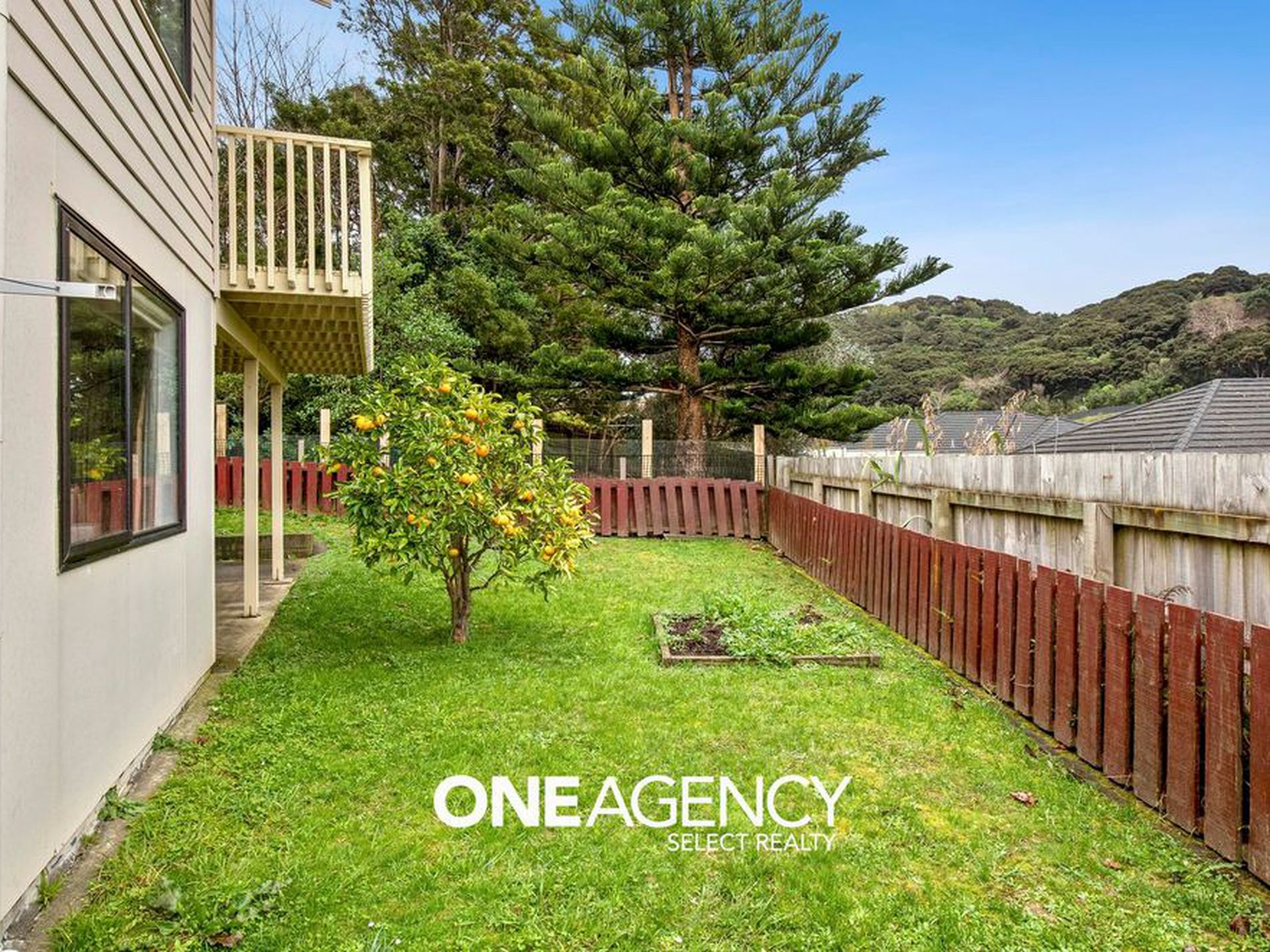 27 a Shackle Lane, Whitby