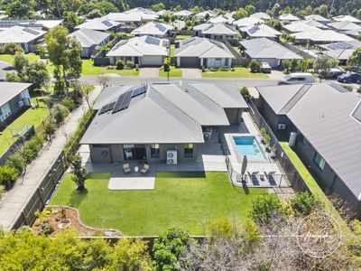 41 Ngungun Crescent, Glass House Mountains