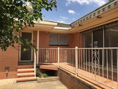 22 Bostock Avenue, Manifold Heights