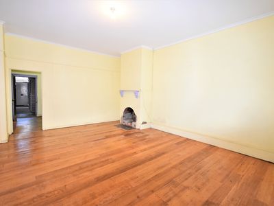 32 Main Street, Chiltern