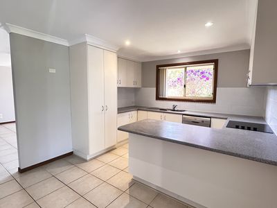 1B Gwen Close, Emerald Beach