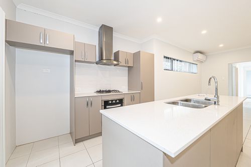 3C Bluegum Close, Armadale